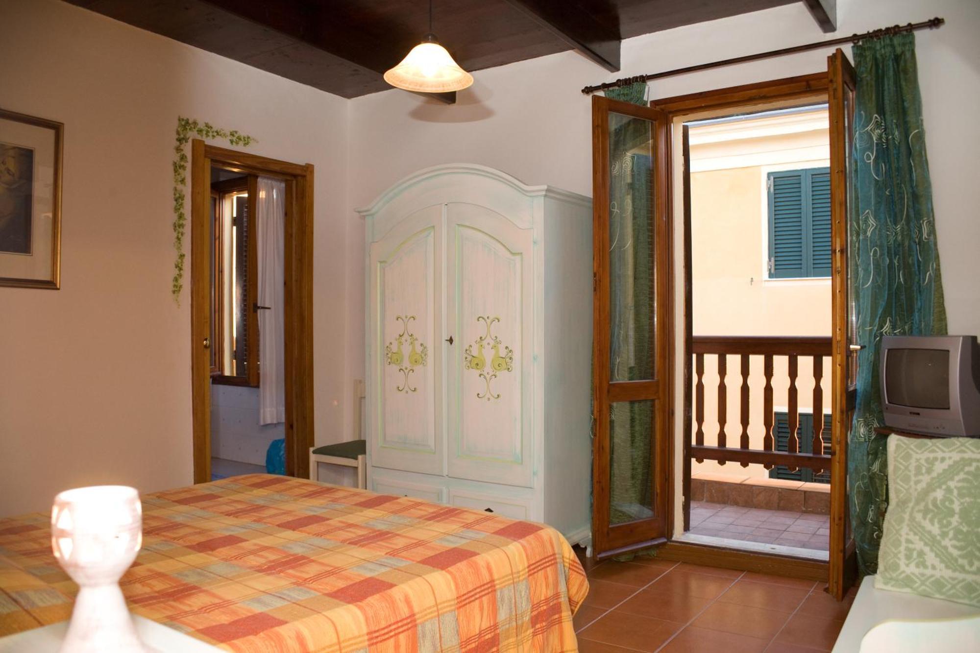 B&B Vecchia Alghero Bagian luar foto
