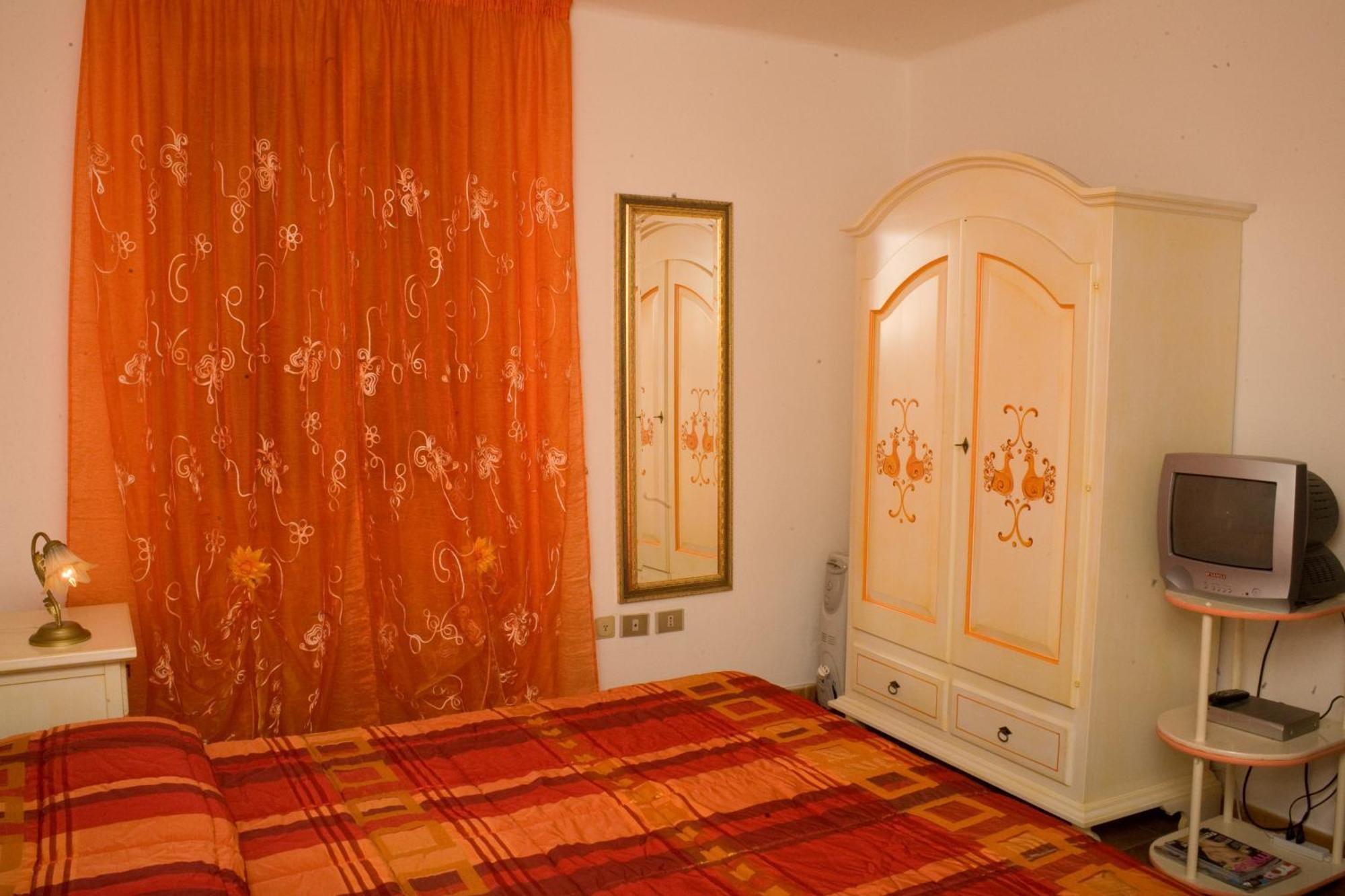B&B Vecchia Alghero Bagian luar foto