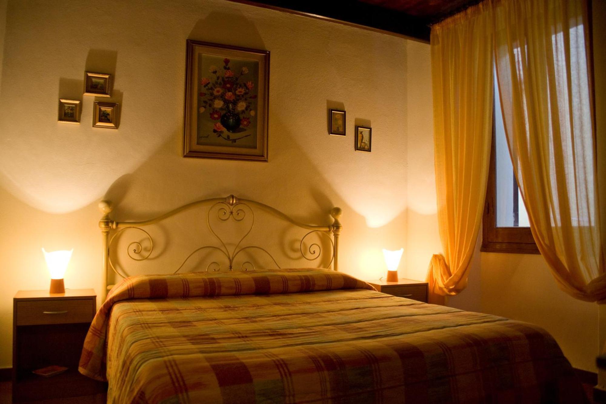 B&B Vecchia Alghero Bagian luar foto