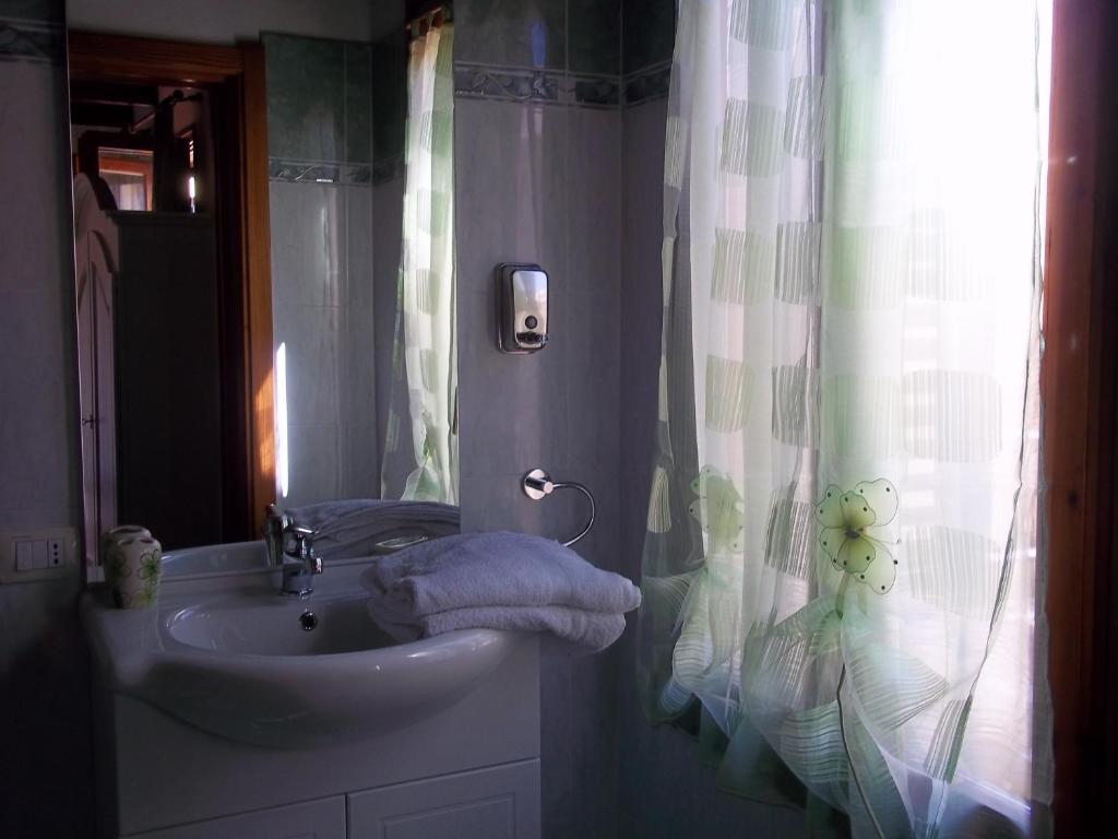 B&B Vecchia Alghero Bagian luar foto