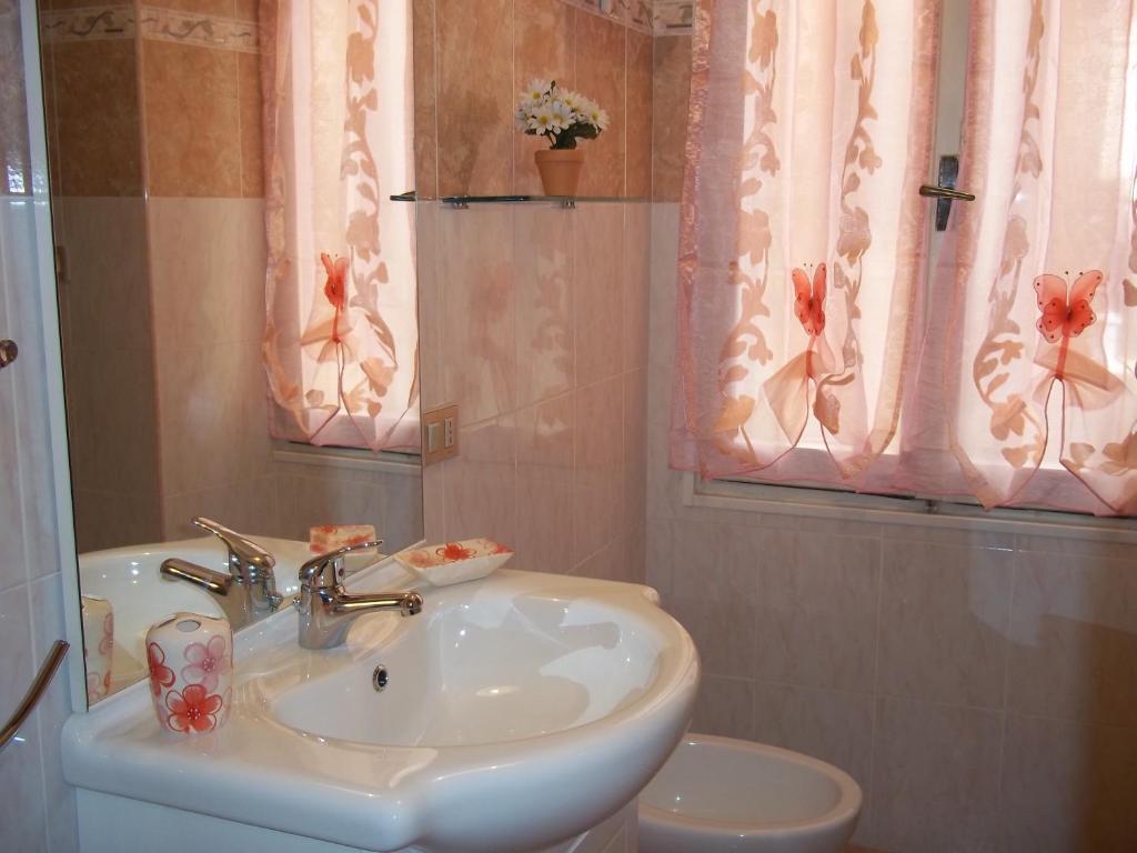 B&B Vecchia Alghero Bagian luar foto